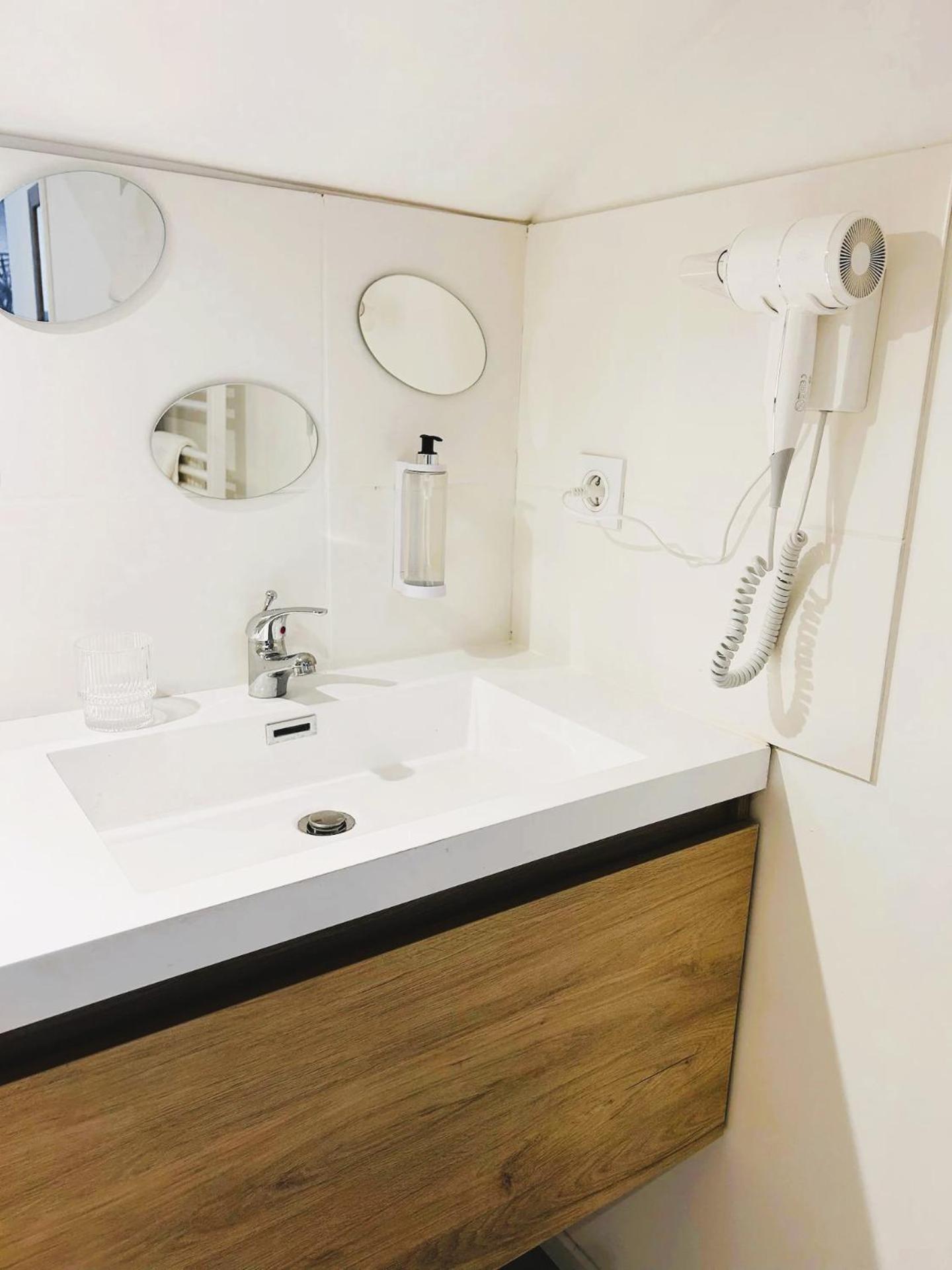 Loft Dyane - Le Meridien #Parking #Lave-Linge #Clim #Netflix 沙波尼埃雷斯·莱斯·巴 外观 照片