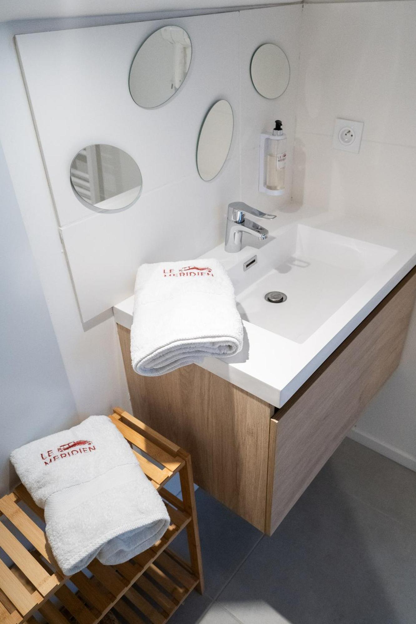 Loft Dyane - Le Meridien #Parking #Lave-Linge #Clim #Netflix 沙波尼埃雷斯·莱斯·巴 外观 照片